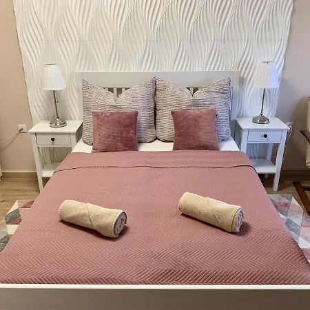 Szekely Apartmanhaz