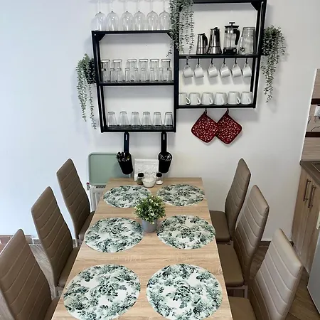 Szekely Apartmanhaz